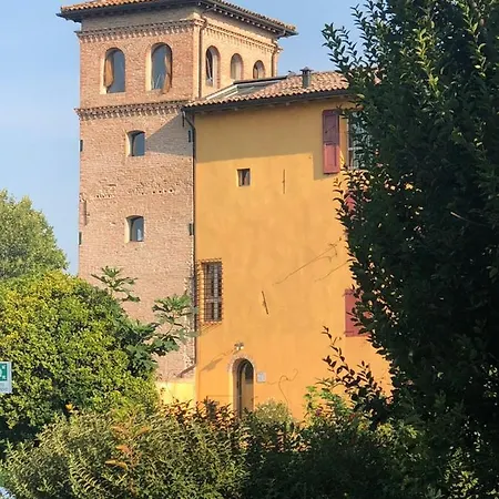 Palazzo Delle Biscie - Old Tower & Village