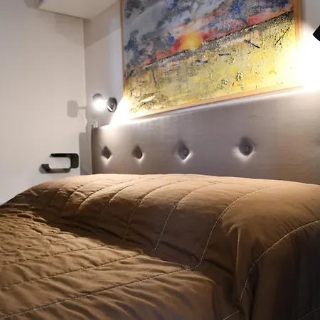 Resort Palazzo Delle Biscie - Old Tower & Village Molinella