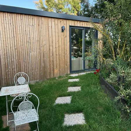 Resort Palazzo Delle Biscie - Old Tower & Village Molinella