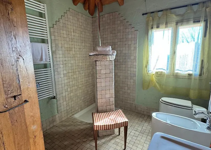 Palazzo Delle Biscie - Old Tower & Village * Molinella