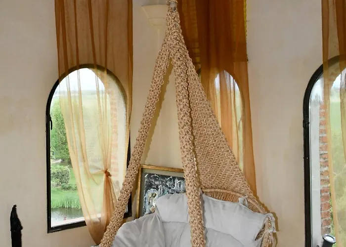 Palazzo Delle Biscie - Old Tower & Village * Molinella