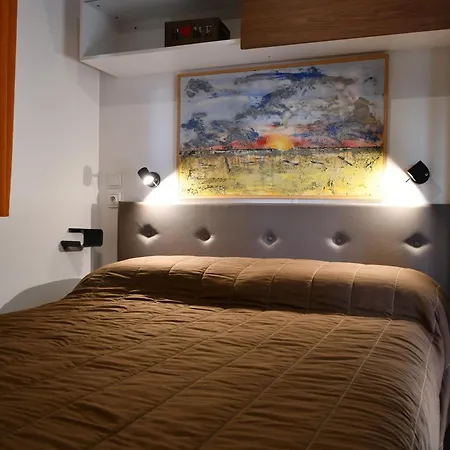 Palazzo Delle Biscie - Old Tower & Village *