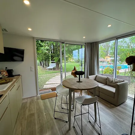 Palazzo Delle Biscie - Old Tower&village Resort *