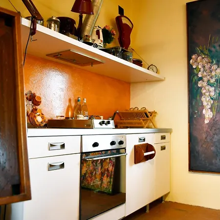 Palazzo Delle Biscie - Old Tower & Village Molinella