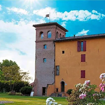 Palazzo Delle Biscie - Old Tower & Village Resort Molinella
