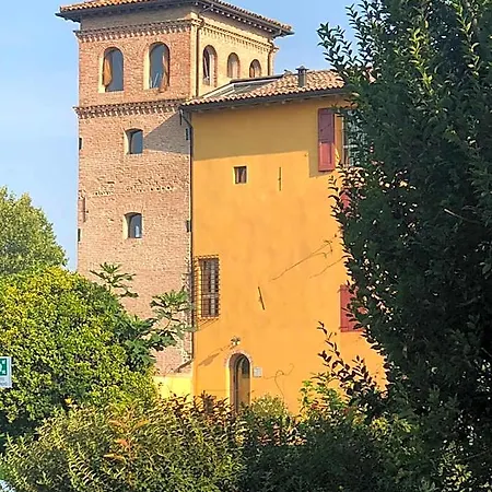 Palazzo Delle Biscie - Old Tower & Village モリネッラ