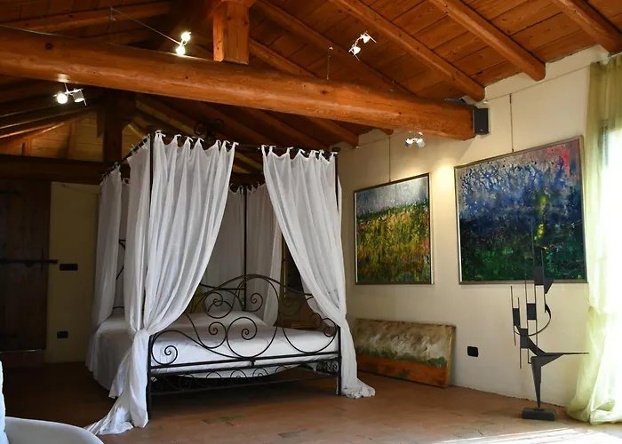 Palazzo Delle Biscie - Old Tower & Village *