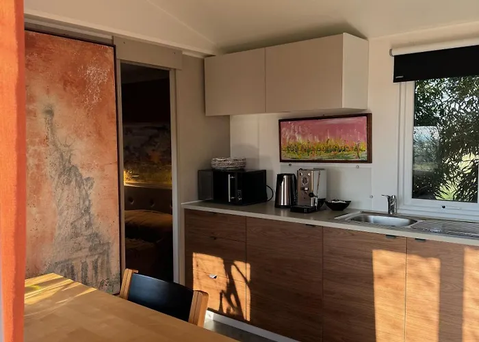 Palazzo Delle Biscie - Old Tower&village Resort *