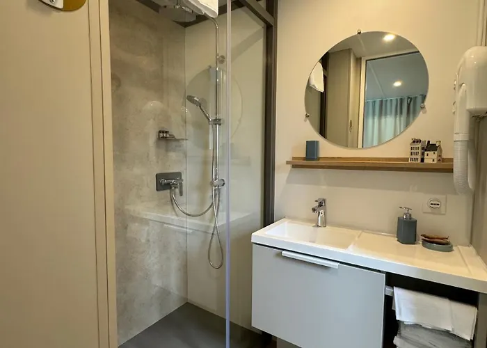 Resort Palazzo Delle Biscie - Old Tower&village Molinella