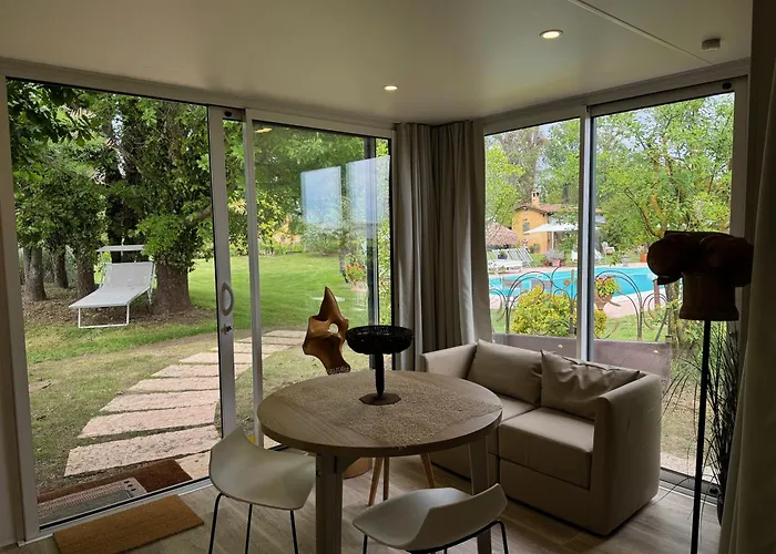 度假村 Palazzo Delle Biscie - Old Tower & Village 莫利内拉